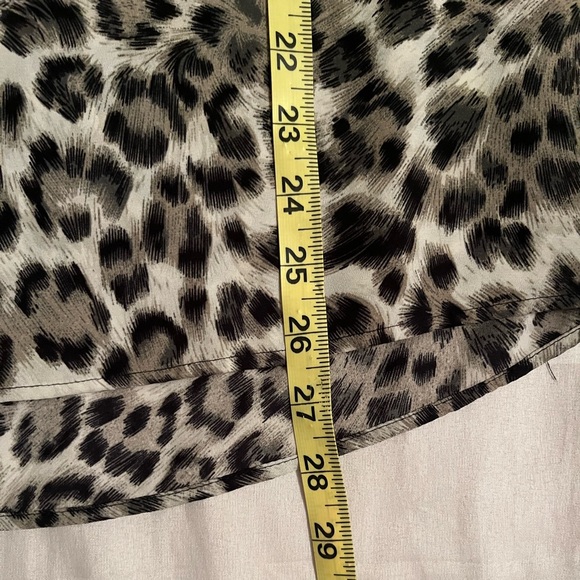 Daniel Rainn Size L Blouse Sleeveless Tank Animal Print V-Neck - Picture 8 of 9